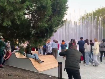 Якутия построила парк в подшефном городе Кировское ДНР