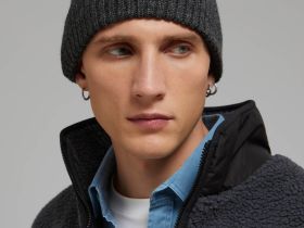 Шапка бини с шерстью