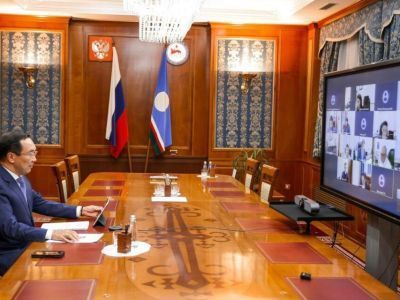 Глава Якутии поручил в срок завершить переселение из аварийного жилья
