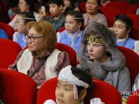 В Якутске стартовал детский конкурс исполнителей на хомусе «Дьүрүһүй, хомуһум!»