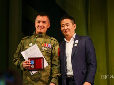 В День защитника Отечества в Якутске вручили знаки «Сердце патриота»