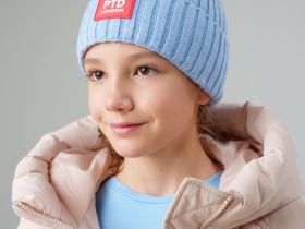 Шапка трикотажная для девочек