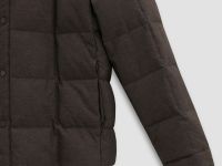 Стеганый пуховик с воротником-стойкой
