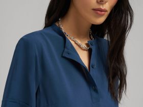 Легкая блузка на пуговицах