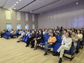 Родителям Якутии рассказали, о чем говорить с детьми в год 80-летия Победы