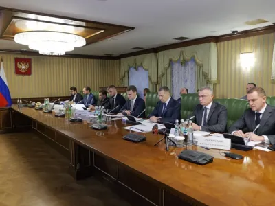 Юрий Трутнев: «В ДФО построено более 2 тысяч соцобъектов и отремонтировано около 2 тысяч дворов»