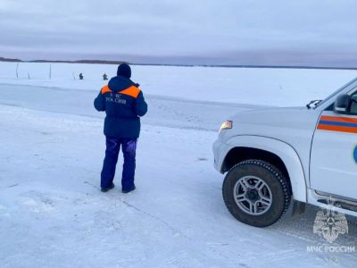 В Якутии за неделю оштрафовали 17 человек за выезд на лёд в неположенных местах