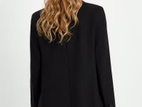 Двубортный жакет полуприлегающего силуэта