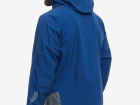 Штормовая куртка BASK