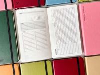 Еженедельник Aesthetic "Success" В6+, Вишнёвый