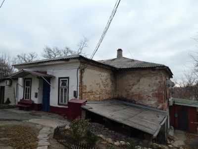 Здание б. конторы смотрителя Ольгинской Дамбы