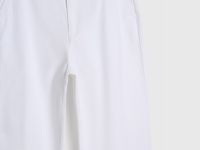 Чиносы с ремнём, Белый