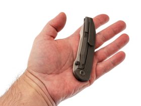 Складной нож WE Knife Ryson, сталь M390, рукоять титан, серый