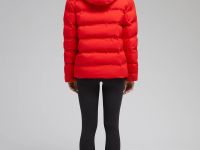 Утепленная куртка с капюшоном