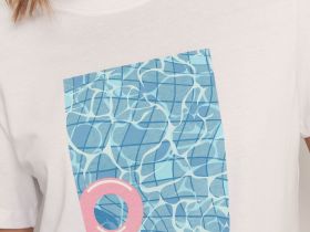 Футболка приталенного силуэта с принтом