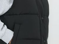 Жилет с капюшоном, Черный