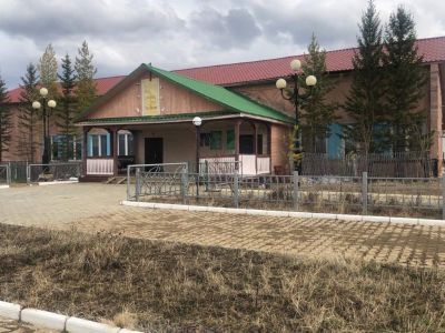 Модельная библиотека № 6 с. Тас-Юрях