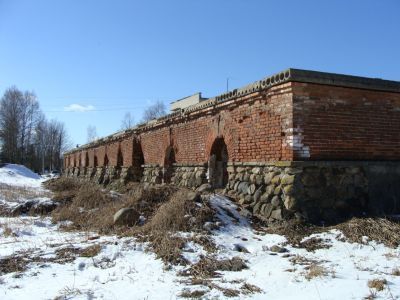 Каменная рига усадьбы