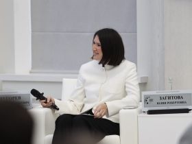 Секретари СЖР Юлия Загитова и Владимир Касютин приняли участие в работе медиафорума «Информационные войны: факты против фейков»