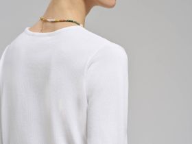 Легкий джемпер с коротким рукавом