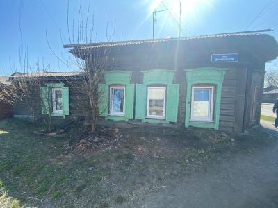 Дом жилой с лавкой