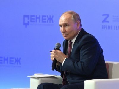 Владимир Путин встретился с участниками программы «Время героев»