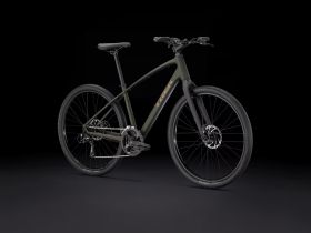 Дорожный велосипед Trek Dual Sport 1 Gen 5, год 2025, цвет Черный-Зеленый, ростовка 16.5