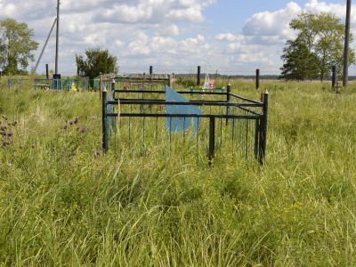 Братская могила жертв гражданской войны