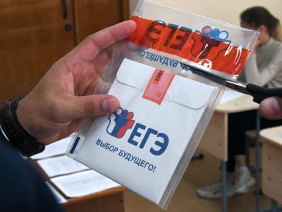 Выпускники в Якутии получат по 100 тысяч рублей за каждый сданный на 100 баллов предмет ЕГЭ