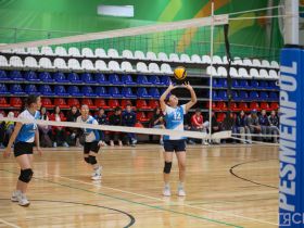 В Якутске завершаются соревнования по волейболу среди юношеских команд