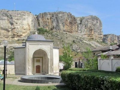 Гробница "Дюрбе Хаджи-Гирея"