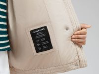 Стеганая куртка с капюшоном