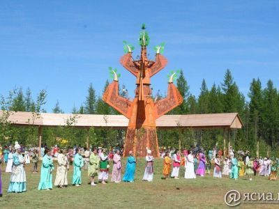 Главные символы Ысыаха Олонхо