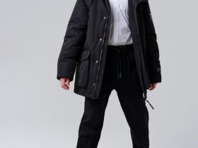 Куртка текстильная с полиуретановым покрытием для мальчиков