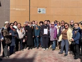 В Якутске открыли мемориальную доску в честь героя-статистика Алексея Миронова