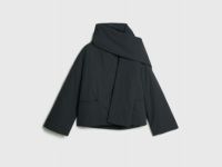 Утеплённая куртка с шарфом, Черный