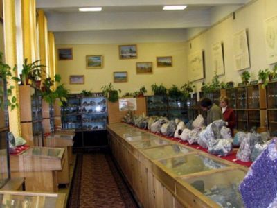 Геолого-минералогический музей им. А. И. Козлова