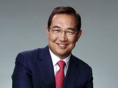 В формате live. Айсен Николаев пообщается с якутянами в социальных сетях