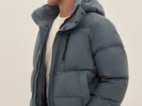 Пуховик с воротником-стойкой