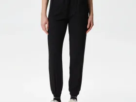 Женские брюки-джоггеры Lacoste на эластичном поясе