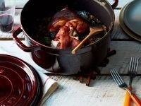 Staub Кокот круглый 22 см, гранатовый Staub