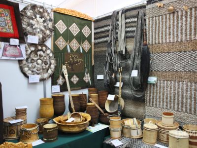 Выставка-ярмарка «Якутия мастеровая» представила молодых мастеров и новые технологии создания изделий