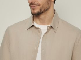 Рубашка изо льна с коротким рукавом