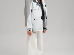 Куртка из мембранной ткани со съемной флисовой подстежкой