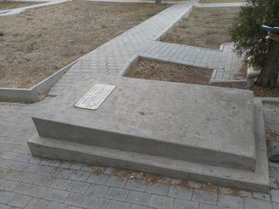 Братская могила защитников Севастополя (перезахоронены с Малахова кургана)