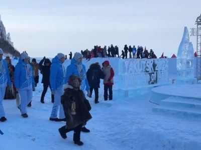 В Якутии у подножия Ленских столбов зажгли огонь VIII международных игр «Дети Азии»
