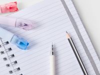 Серебристый блестящий блокнот Глория Джинс