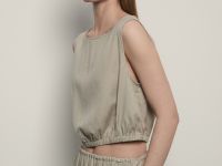 Блузка без рукавов с резинкой по низу