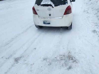 Пожилую пару пешеходов сбил автомобиль в Момском районе