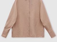 Блузка свободного кроя с отложным воротником